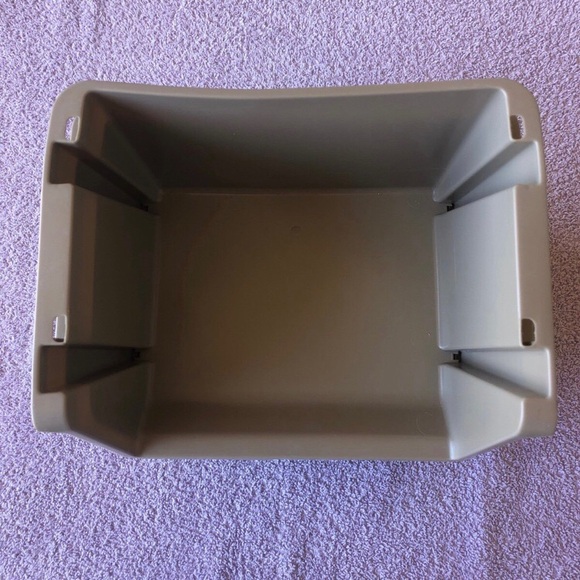 United Plastics Stackable Organizational Shelves (Pack Of 4) - Picture 2 of 11